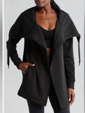 Zella Women’s Amazing Cozy Wrap Jacket Ash Black Jacket Size Small NWOT